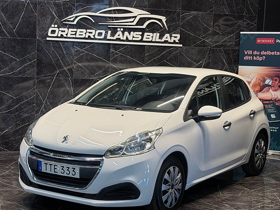 Peugeot 208 4 of 5