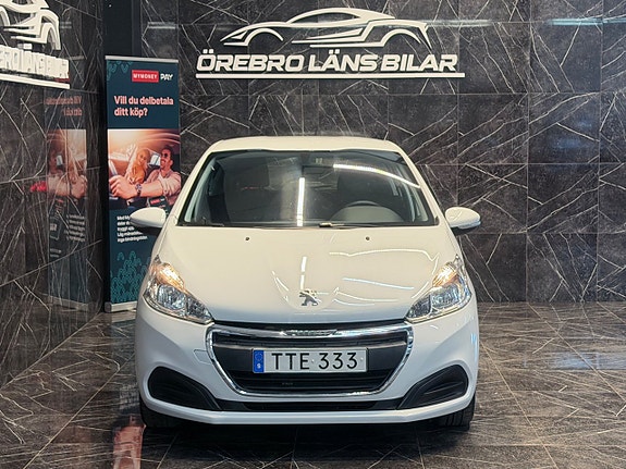 Peugeot 208 10 of 17