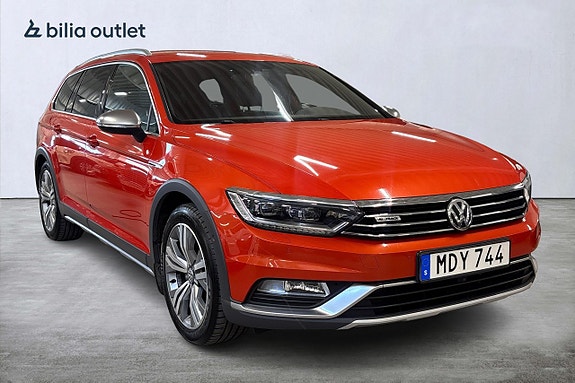 Volkswagen Passat Alltrack 4 of 5