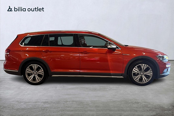 Volkswagen Passat Alltrack 5 of 5