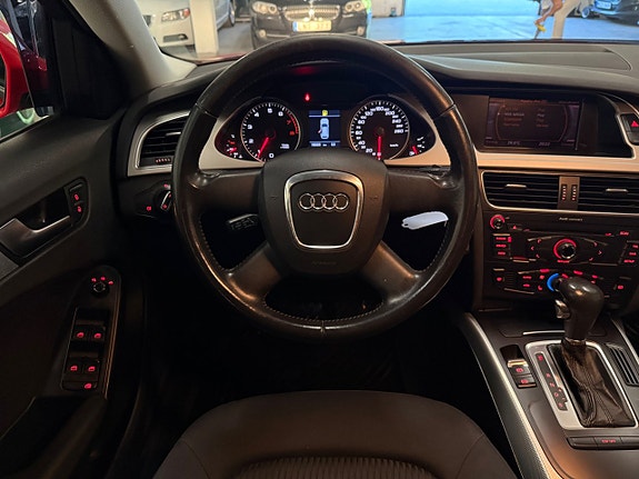 Audi A4 13 of 25