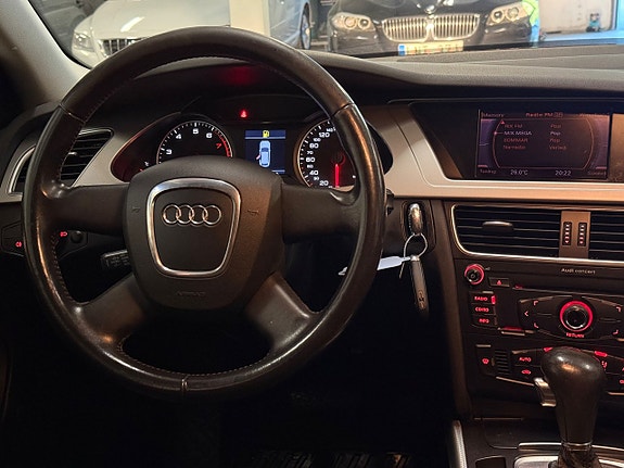 Audi A4 15 of 25