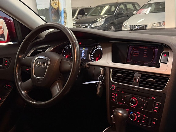 Audi A4 22 of 25