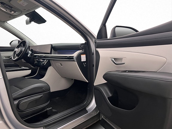 Hyundai Tucson 16 of 30
