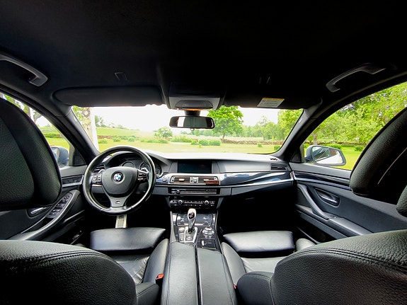 BMW 530d 3 of 3
