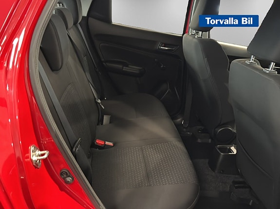 Suzuki Swift 8 of 16