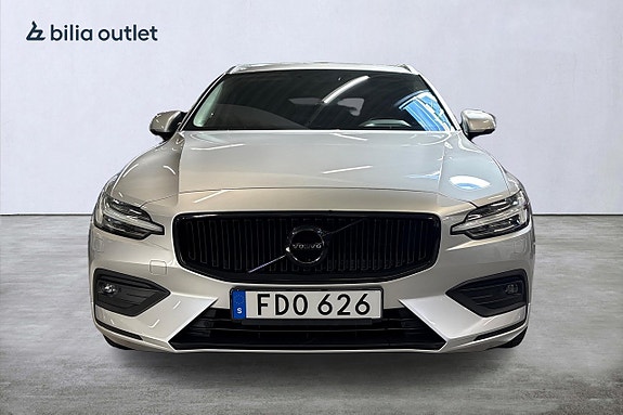 Volvo V60 3 of 5