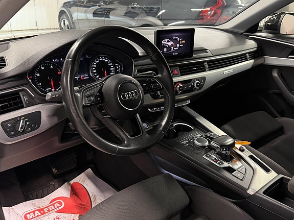 Audi A4 17 of 27