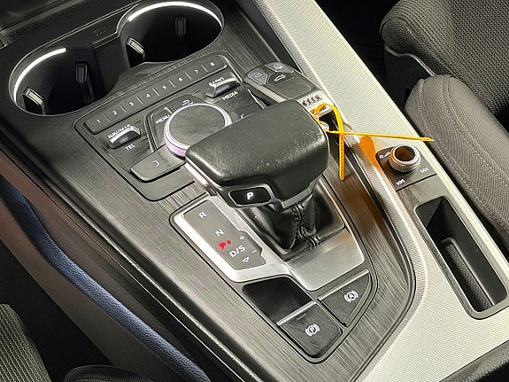 Audi A4 22 of 27