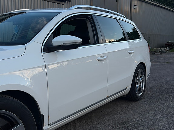 Volkswagen Passat 4 of 5