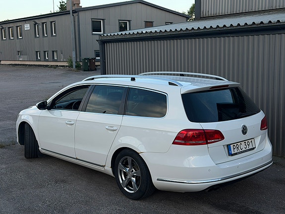Volkswagen Passat 5 of 5