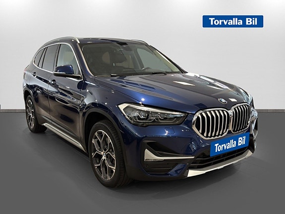 BMW X1 3 of 5