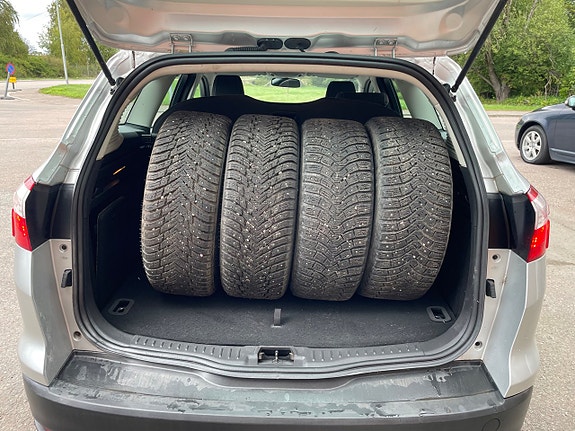 Ford Focus 15 of 15
