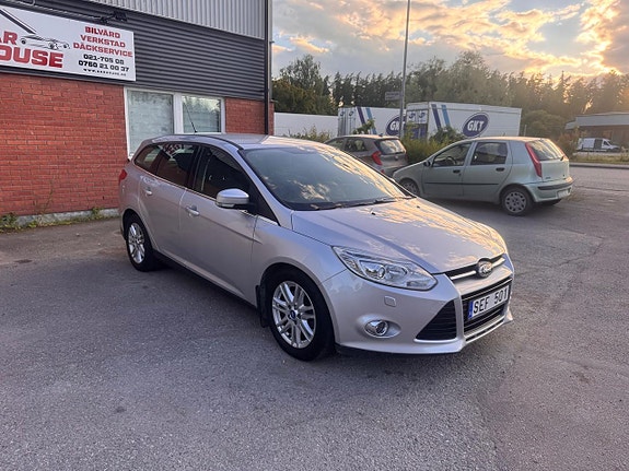 Ford Focus 2 of 5