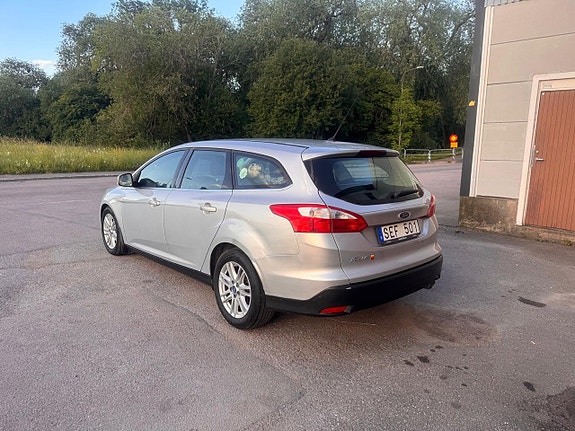 Ford Focus 7 of 18