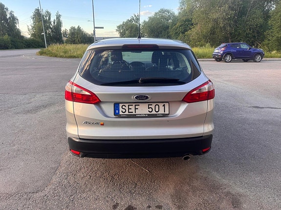 Ford Focus 8 of 18