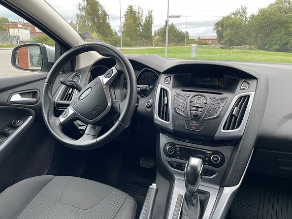 Ford Focus 12 of 15