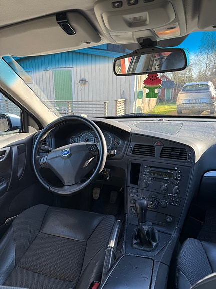 Volvo S60 5 of 5