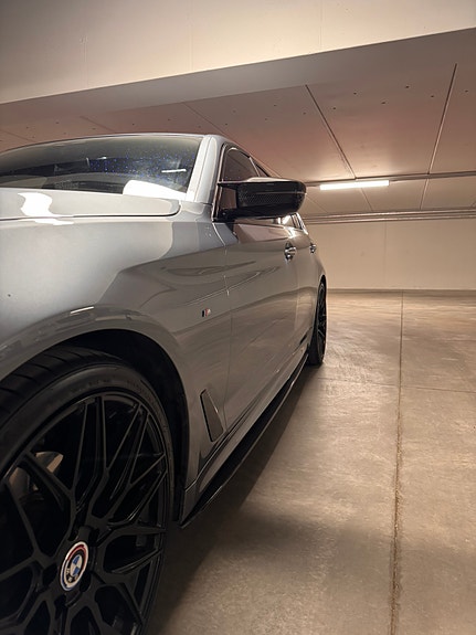 BMW 520d 3 of 5
