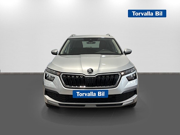 Skoda Kamiq 2 of 5