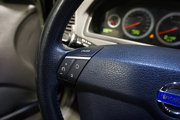 Volvo XC90 17 of 23