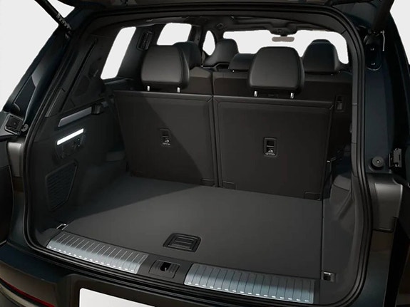 Audi Q9 6 of 6