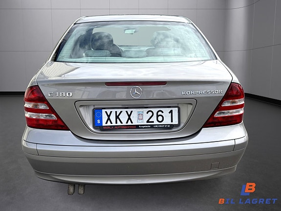 Mercedes-Benz C180 5 of 5