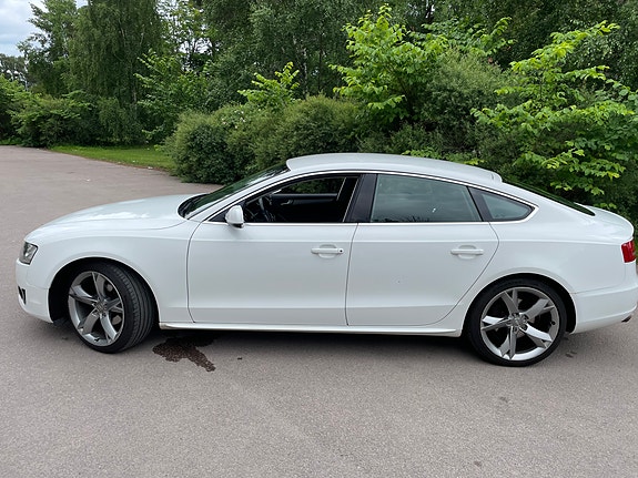 Audi A5 2 of 5