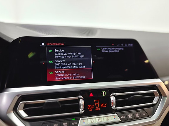 BMW 330e 25 of 30