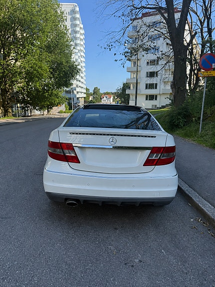 Mercedes-Benz CLC180 3 of 3