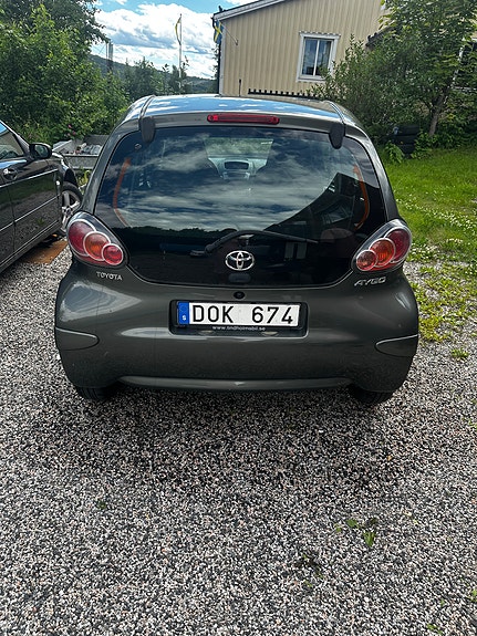 Toyota Aygo 3 of 5