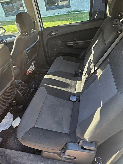 Opel Zafira 5 of 5