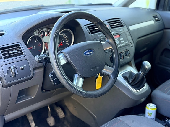 Ford C-Max 6 of 25