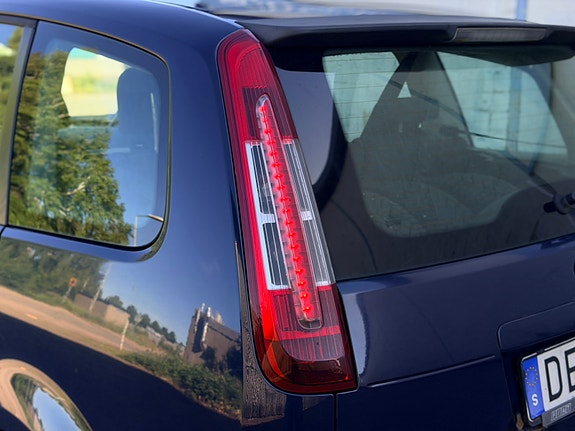 Ford C-Max 20 of 25