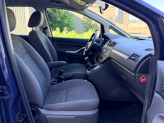 Ford C-Max 10 of 25
