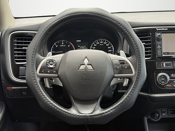 Mitsubishi Outlander 22 of 30