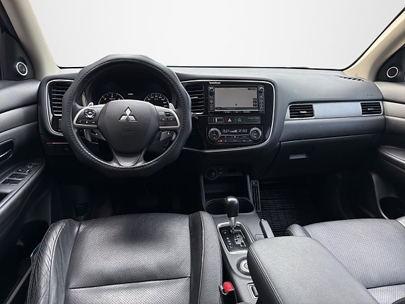 Mitsubishi Outlander 14 of 30