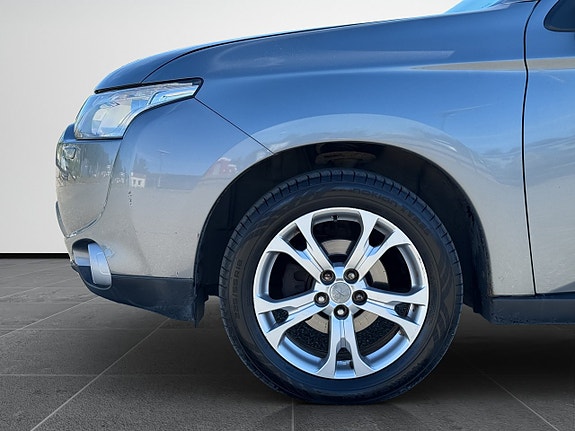 Mitsubishi Outlander 9 of 30
