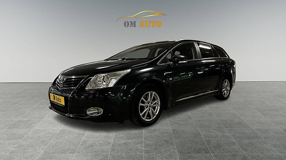 Toyota Avensis 3 of 5