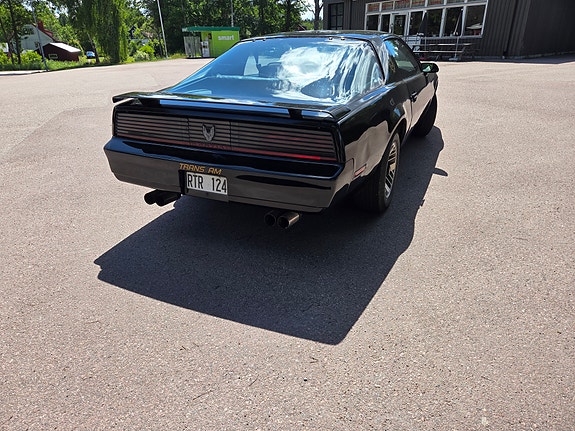 Pontiac Trans Am 6 of 13