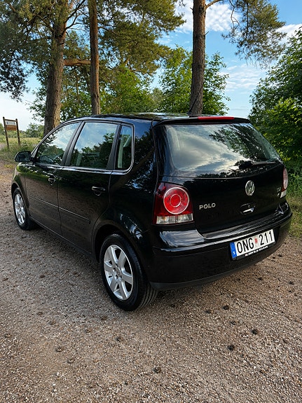 Volkswagen Polo 3 of 5