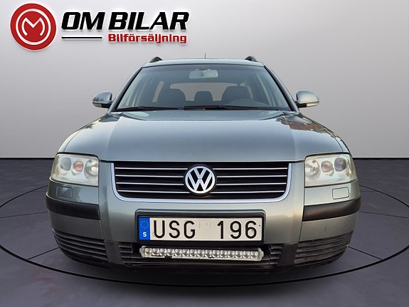 Volkswagen Passat 3 of 5