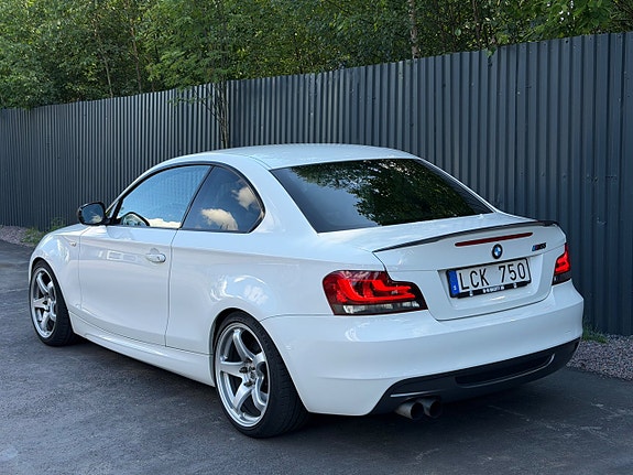 BMW 135i 4 of 10