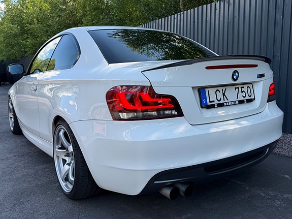 BMW 135i 3 of 10