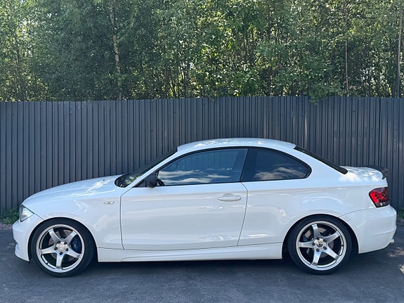 BMW 135i 2 of 10