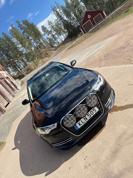 Audi A6 2 of 5