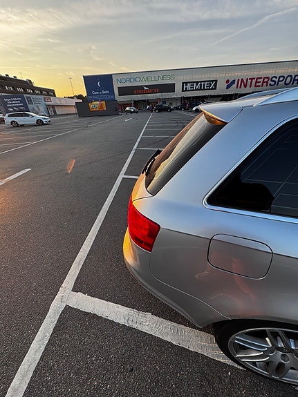 Audi A4 16 of 17