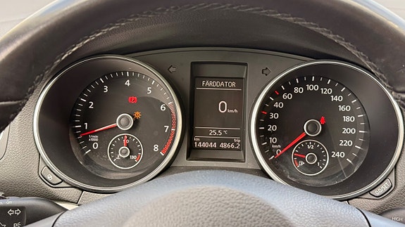 Volkswagen Golf VI 13 of 30