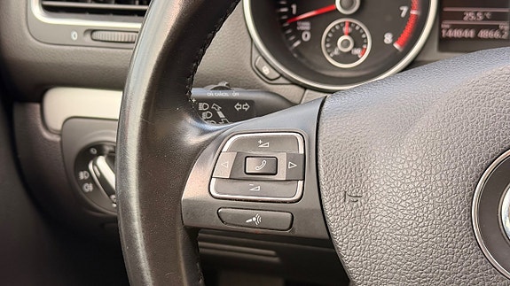 Volkswagen Golf VI 14 of 30