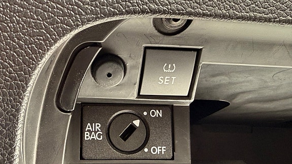 Volkswagen Golf VI 24 of 30